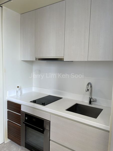 1 Bed Condo for Rent in  368 Thomson - Image 3